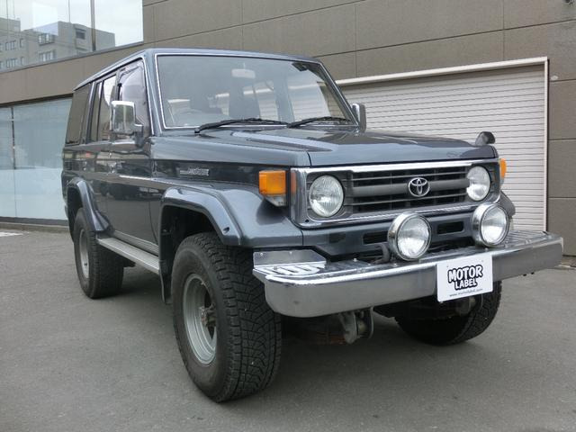 ランドクルーザー70 4.2 ZX ディーゼル 4WD 前後デフロック サンルーフ リフトアップ