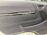 ベッドキット等の車中泊用アイテムの取り付けも実績多数ございますので、お気軽にご相談ください!