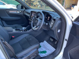 【運転席パワーシート】シート位置の設定も楽々♪ぜひ一度実車をご覧ください!事前に来店予約していただきますとスムーズにご案内させていただけます!ご連絡お待ちしております♪