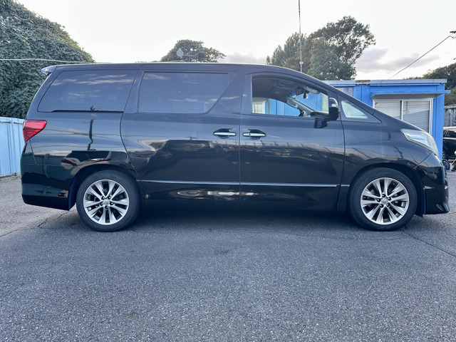 誰でも車がローンで買えます。R9AUTOの自社ローンは他社でローンが通らなかった方でもOK!自社審査で即日回答!金利0%!分割手数料なし!保証人不要!最長84回まで分割OK!