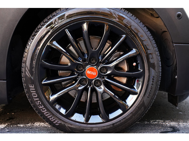 BMW MINI ミニクラブマン