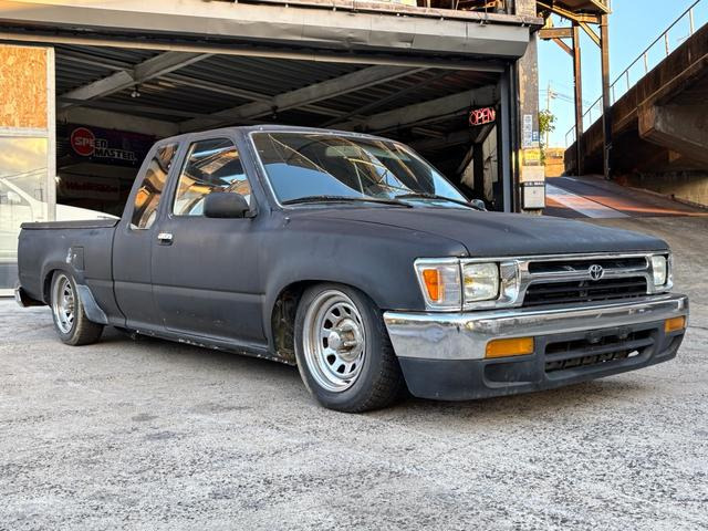 ハイラックス エクストラキャブ エアサス サンルーフ コラムAT ナビ