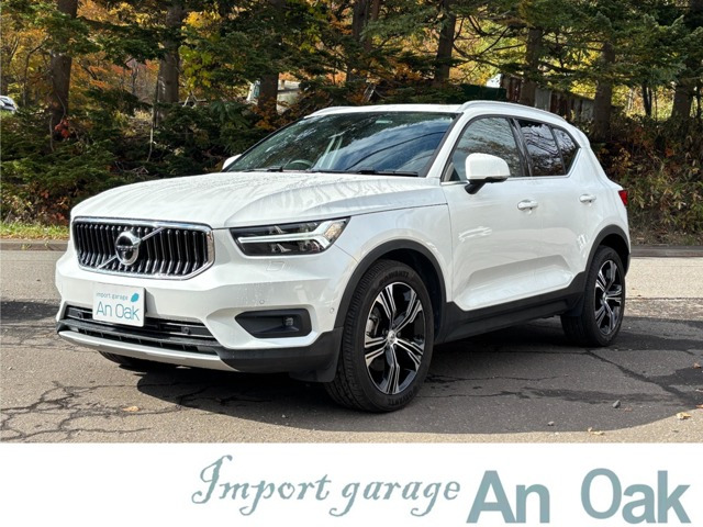 XC40T5 AWD インスクリプション 4WDパノラマルーフ 黒革シート 前後ドラレコ