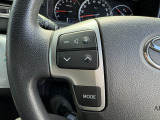 便利なステアリングリモコン付きです
