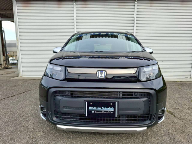 フリード1.5 e:HEV クロスター両側パワースライドドア