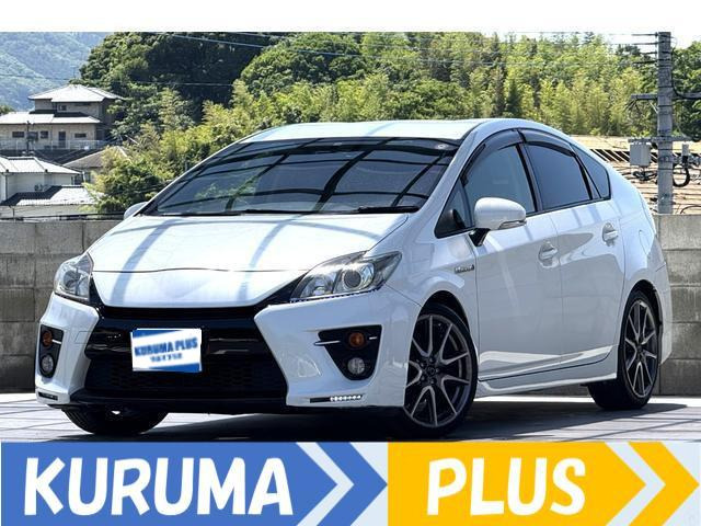 税込/新品　ZVW50系プリウスに　トヨタ純正オプション センターコンソールトレイ用パネル(アッパーボックスプレート)　艶ありブラック　PHV M\u0027sトヨタ 50系 プリウス 前期 RR (2015.12-2018.12