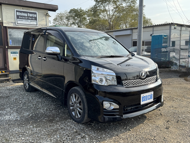 トヨタ ヴォクシー 