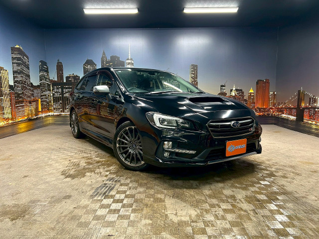 レヴォーグ2.0 STI スポーツ アイサイト 4WD4WD レーダークルーズ 赤本革