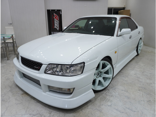 日産 ローレル 2.5 25クラブSターボ タイプX フルエアロ ディスプレイ