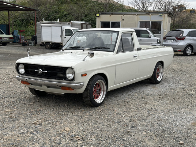 サニートラック  ロング、社外アルミ、メッキバンパー丸仕様