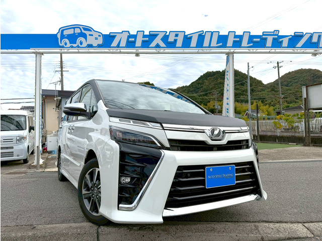 トヨタ ヴォクシー 