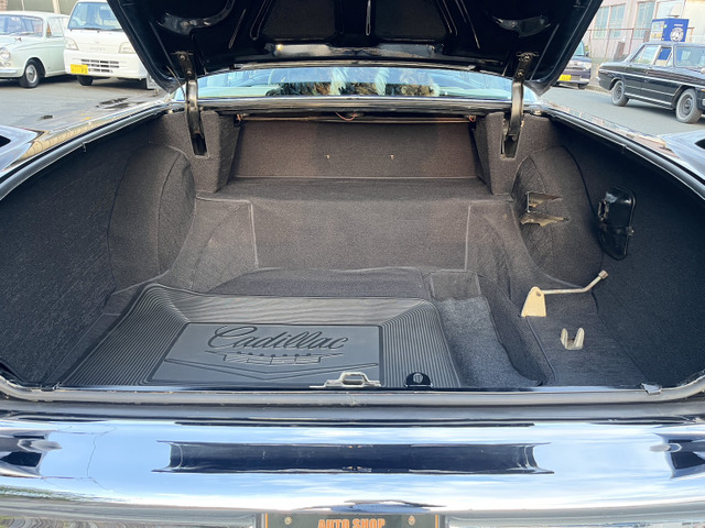 キャデラック デビル の中古車詳細 (117,762km, ブラック, 静岡県