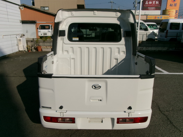 ダイハツ ハイゼットデッキバン 4WD 外装仕上げ済み の中古車詳細