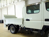 荷台内寸:209&times;161&times;38 三方開 リアアオリチェーン2個 垂直PG/600kg 極東開発/V601B-1MKT2 長:85cm/有効長:75cm 幅:157cm 左右リア支柱PGスイッチ