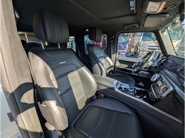 メルセデス・ベンツ Gクラス AMG G63 4WD ブラックレザー サンルーフ付