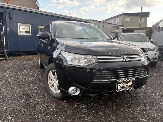 アウトランダーPHEV2.0 G ナビパッケージ 4WDETC バックカメラ レーンアシスト