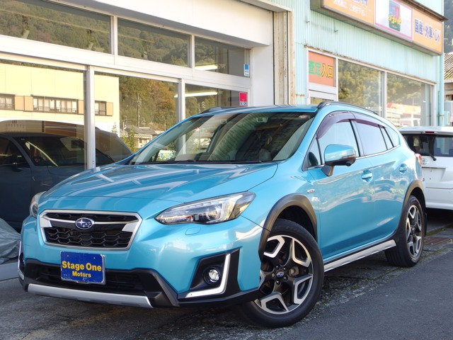 XV2.0 アドバンス 4WDラグーンブルーパール(SCA)ブルー内装