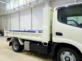 荷台内寸:305&times;159&times;28 新明和/DR2-0110SY 三方開 手動コボレーン付(33cm)