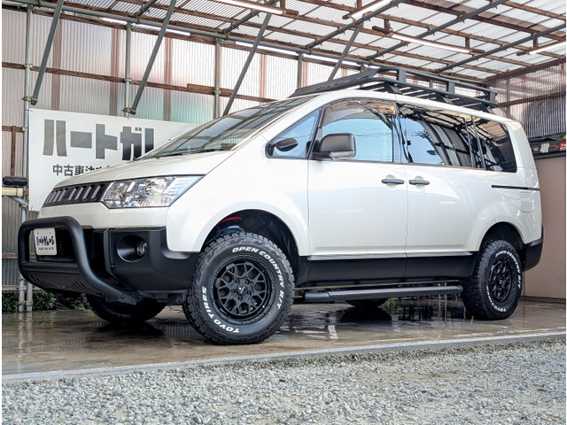 デリカD:52.0 M リミテッド新品パーツカスタム ヘッドレストモニター