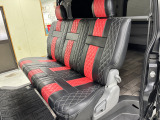 【ガラス張りの品質】 当社の展示車両にはAIS鑑定書とオートオークション会場の査定表を積み込んでいます。プライスボードの金額は諸経費込みのお支払い総額。品質も価格も百聞は一見に如かず。一目瞭然です。