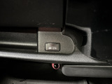 【全国納車OK】 現車をご覧になれないお客様でも、安心してお車をご購入いただける環境を整えております。 色々な角度から撮影したたくさんの画像など豊富な資料送りいたしております。