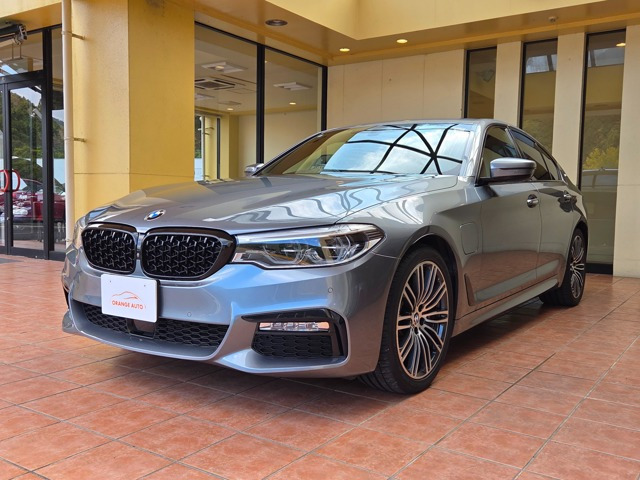5シリーズセダン530e iパフォーマンス Mスポーツ自社下取り車両 PHEV 禁煙車 本革