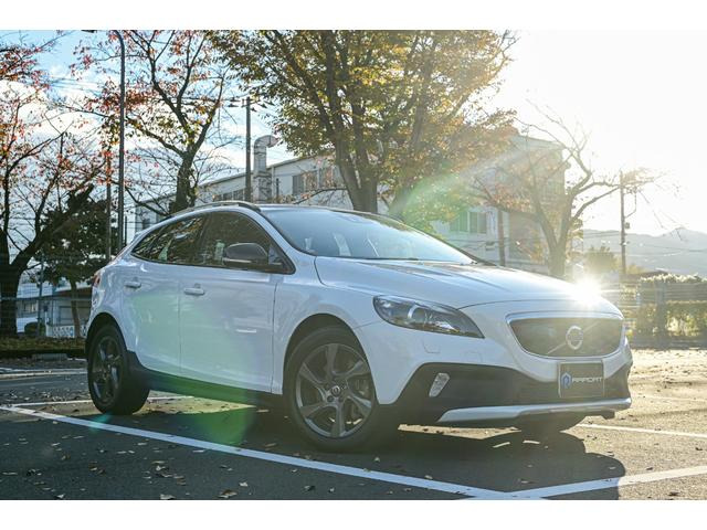 ボルボ V40クロスカントリー D4 SE ディーゼル ワンオーナー 車検R9/06 