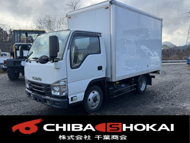 エルフ  パネルバン 積載1,500kg 4WD