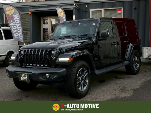 ラングラーアンリミテッド サハラ 2.0L 4WDべストップ付き ワンオーナー