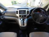 NV200バネット  スロープタイプ・車いす2名仕様合計6人乗