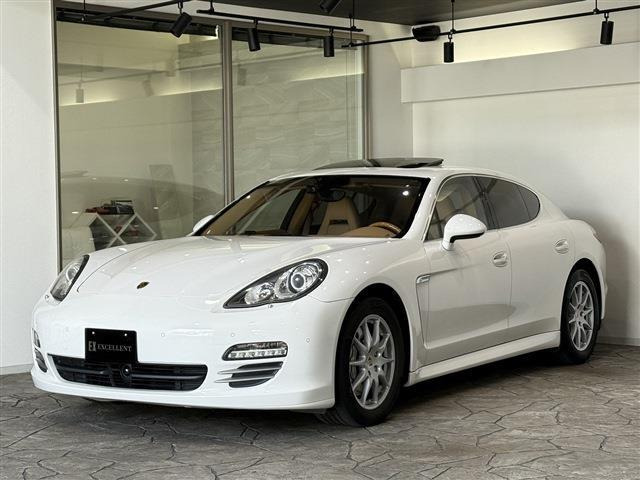 パナメーラ4S PDK 4WD正規ディーラー車 左H 茶革