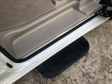 乗り降り楽々オートステップ☆