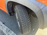 今話題のオールシーズンタイヤ装着で安心ドライブを♪