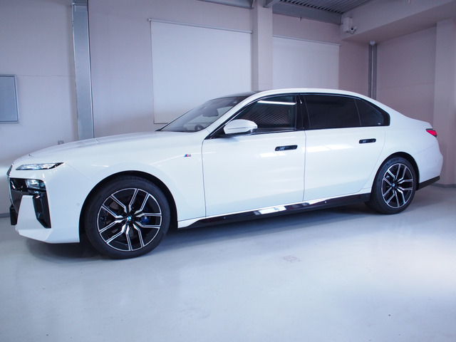 【予約済】ハピドラム　Dマイナー BMW 7シリーズ 740d xドライブ エクセレンス ディーゼルターボ 4WD