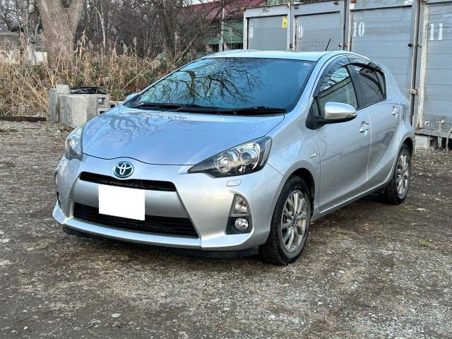 アクア 1.5 G バックカメラ、低燃費、ハイブリット