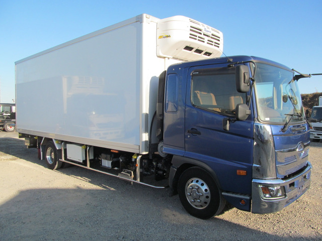 レンジャー  冷蔵冷凍車・格納ゲート付