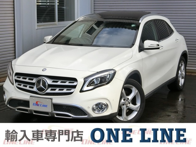 GLAクラスGLA220 4マチック 4WDパノラマサンルーフ プレミアムパッケージ