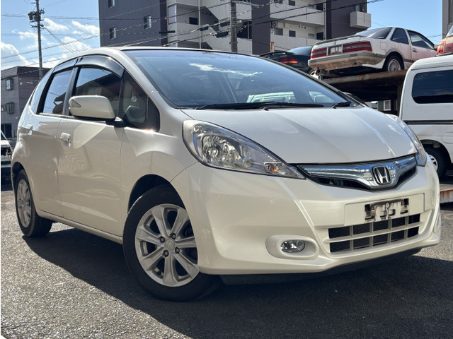 フィットハイブリッド1.3 スマートセレクションHDDナビ ETC クルコン 現状販売