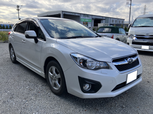インプレッサスポーツ2.0 i-S アイサイト 4WD事故歴なし安全装備 4WD 雪タイヤあり