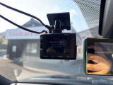前後ドライブレコーダーが装備されており、万が一の事故の際や駐車時も安心です。