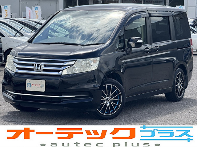 ステップワゴン2.0 G社外ナビ 8人乗 社外17インチAW