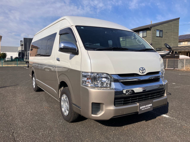 ハイエース 2.7 グランドキャビン 4WD 