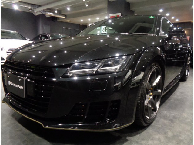 TTクーペ2.0 TFSIミストブラックMカラー2.0TFSIター