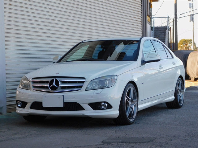 CクラスC250 アバンギャルドV6のAMGスポパケ!黒革!