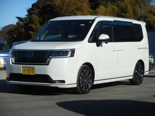 ステップワゴン 2.0 e:HEV スパーダ プレミアムライン 保証継承・純正ドラレナビリヤ...