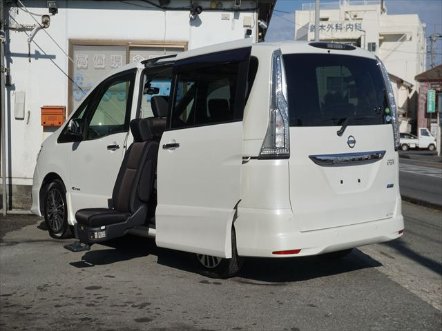 セレナ2.0 20X Vセレクション+Safety S-HYBRID アンシャンテ セカンドスライドアップシートアラウンドビューモニターナビバックカメラ