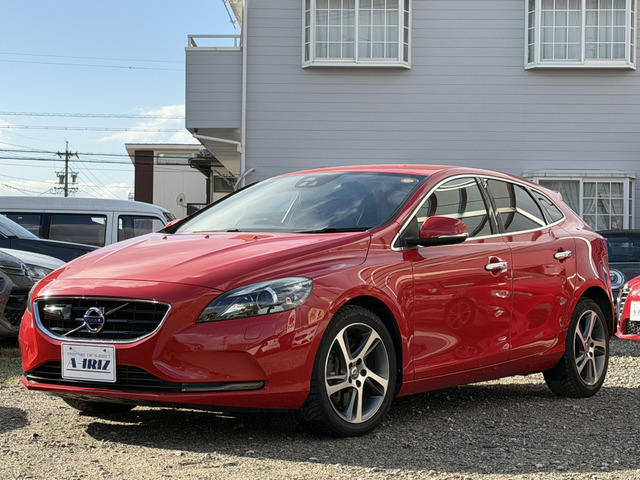V40D4 SE ディーゼルアイシン8速オートマ ナビ バックカメラ