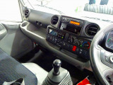 AC PS PW SRS ABS 集中ドアロック 左電格ミラー AM/FM バックモニター ターボ 排気ブレーキ 車線逸脱警報装置 PCS アイドリングストップ フォグランプ TRC 室内LED灯 ハイルーフ