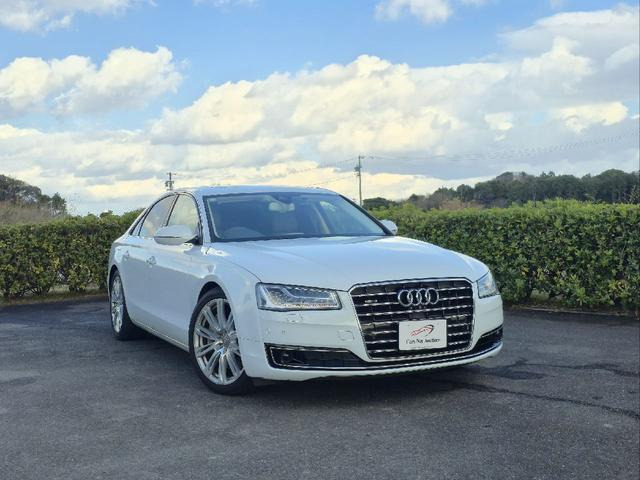 A84.0 TFSI クワトロ 4WD後期型 デザインセレクション サンルーフ