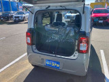 カンタンに操作できる自由自在のシートアレンジ!荷物の大きさや人数によって自在に空間をアレンジ出来ます!